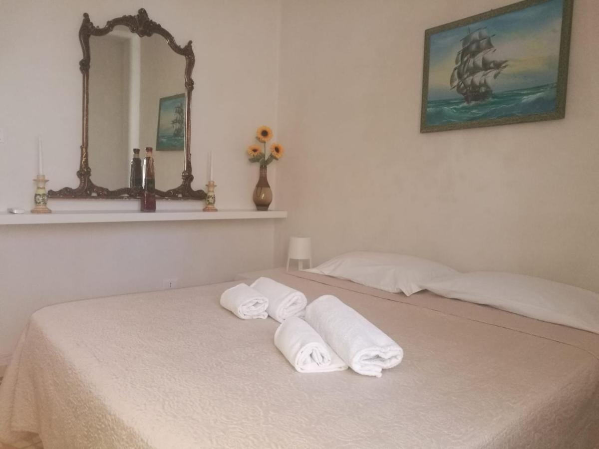 A Due Passi Dal Porto Apartamento Trapani Exterior foto