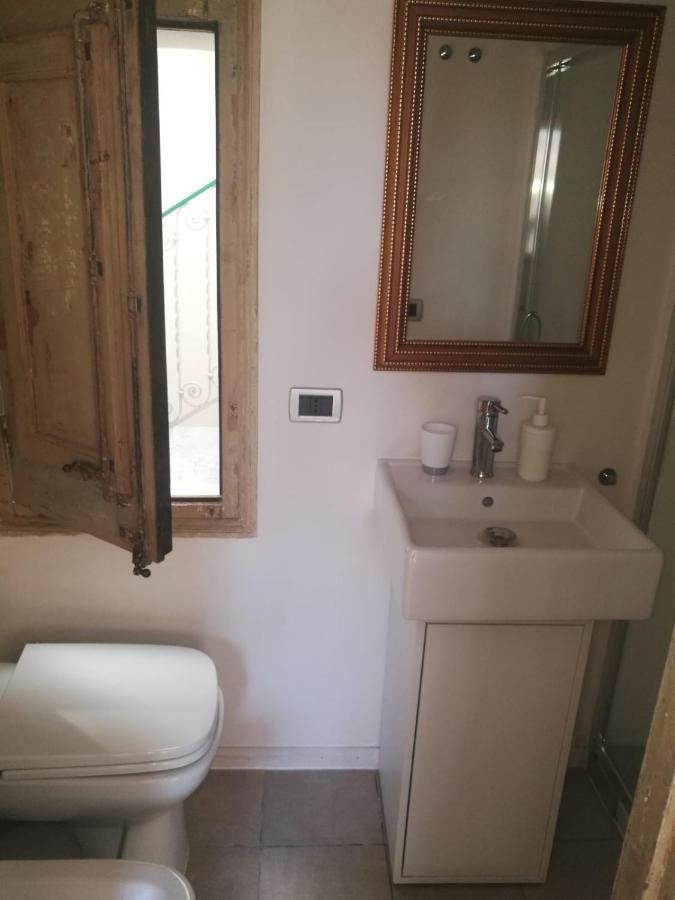 A Due Passi Dal Porto Apartamento Trapani Exterior foto